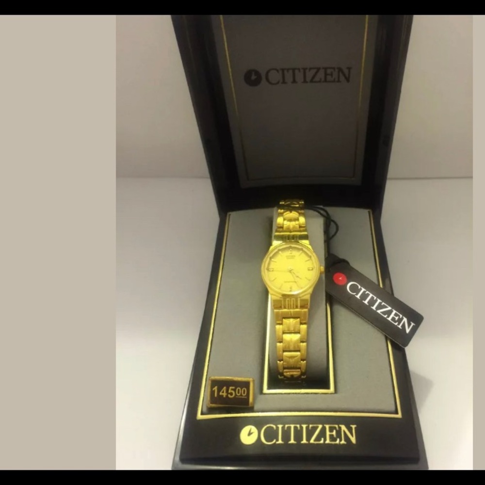 Ladies gold tone citizen watch brand new